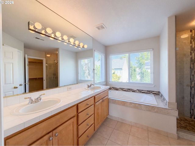 1267 Ne MORNING SUN Dr, Hillsboro, OR 97124