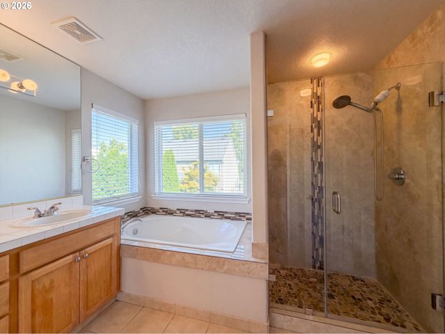 1267 Ne MORNING SUN Dr, Hillsboro, OR 97124
