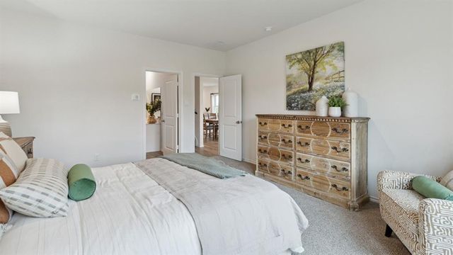 10421 Red Thistle Drive, Oklahoma City, OK 73114