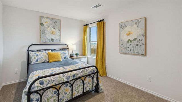 10421 Red Thistle Drive, Oklahoma City, OK 73114