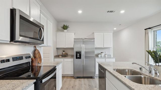 10421 Red Thistle Drive, Oklahoma City, OK 73114
