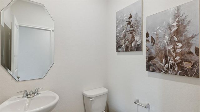 10421 Red Thistle Drive, Oklahoma City, OK 73114