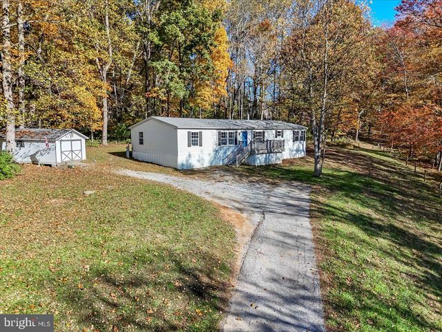 202 CREEK RD, Lincoln University, PA 19352