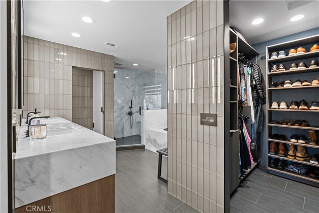 1124 Dennis Drive, Costa Mesa, CA 92626