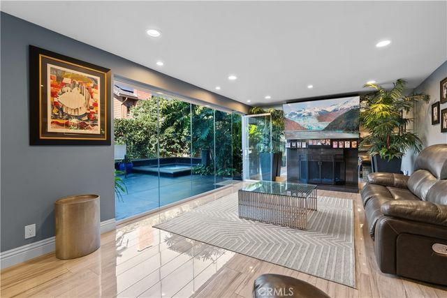 1124 Dennis Drive, Costa Mesa, CA 92626