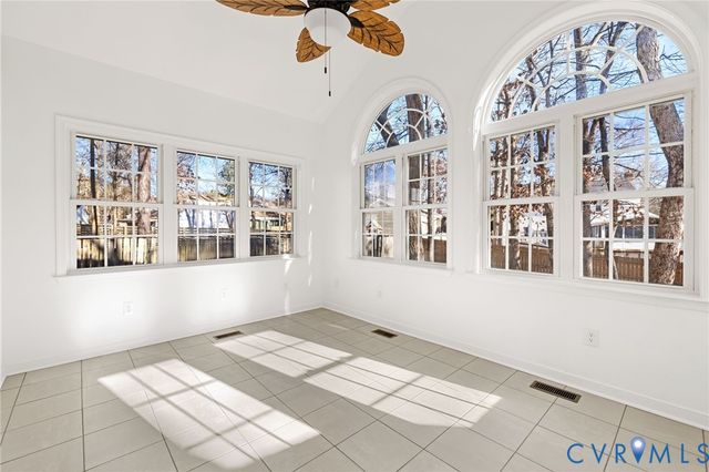 2454 Crowncrest Dr, Henrico, VA 23233