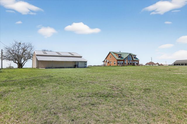131 Hawk Ridge Road, Decatur, TX 76234