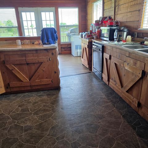 131 Hawk Ridge Road, Decatur, TX 76234