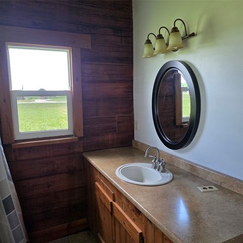 131 Hawk Ridge Road, Decatur, TX 76234
