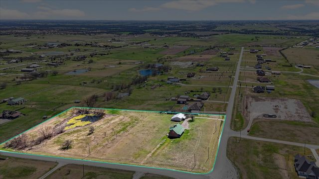 131 Hawk Ridge Road, Decatur, TX 76234