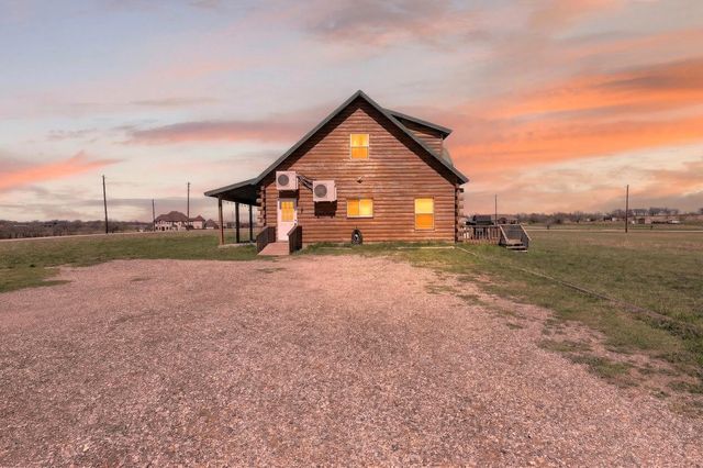 131 Hawk Ridge Road, Decatur, TX 76234