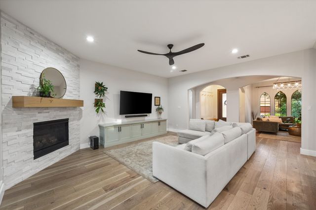 4105 Water Park Circle, Mansfield, TX 76063