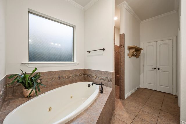 4105 Water Park Circle, Mansfield, TX 76063