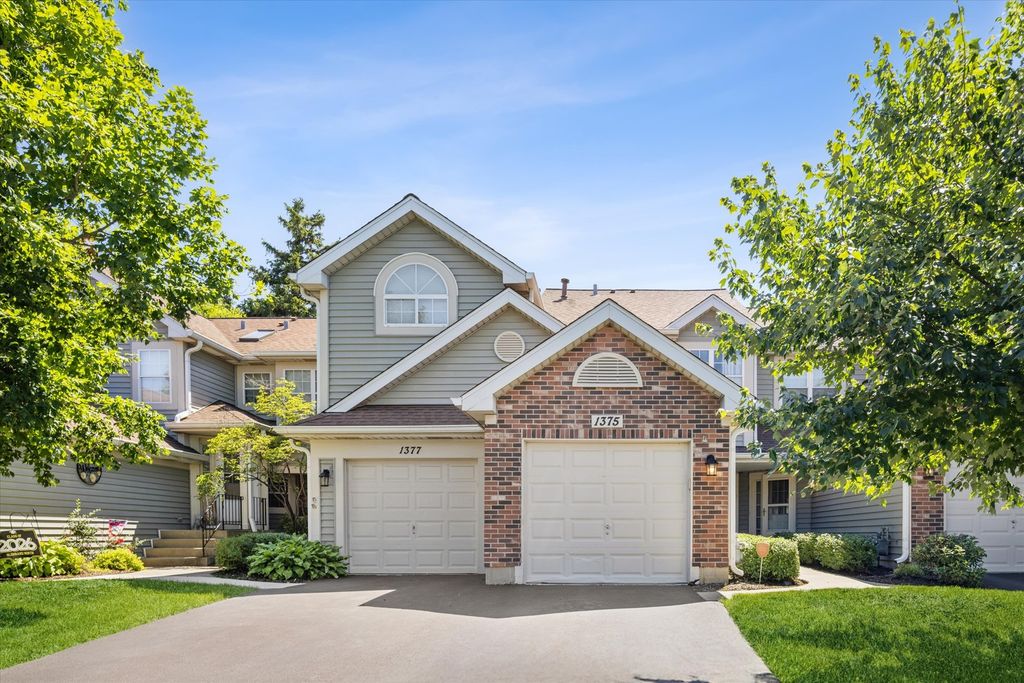 1375 Ridgefield Circle 1375, Carol Stream, IL 60188