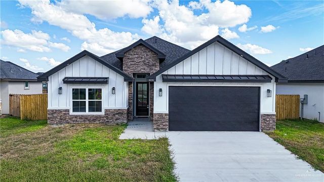 806 Beanka Drive, La Feria, TX 78559