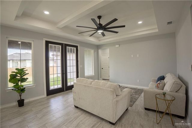 806 Beanka Drive, La Feria, TX 78559