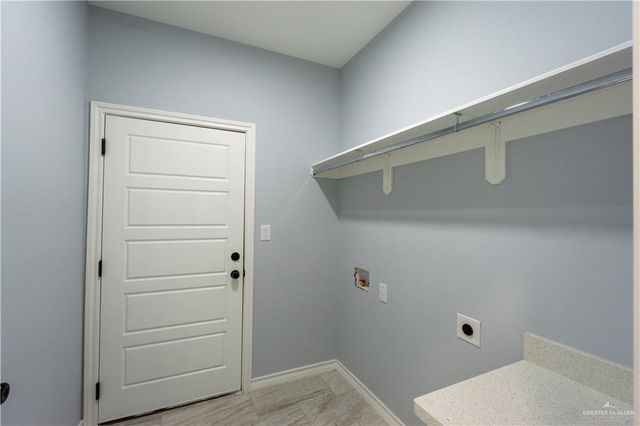 806 Beanka Drive, La Feria, TX 78559