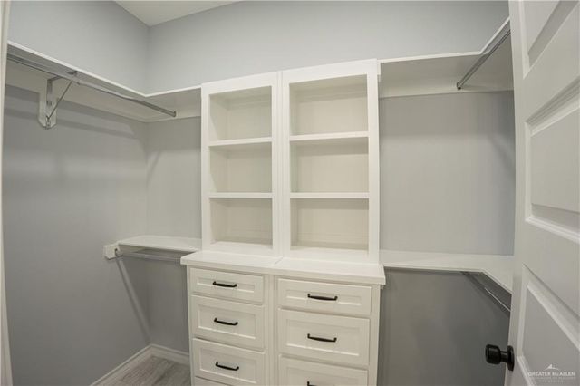 806 Beanka Drive, La Feria, TX 78559