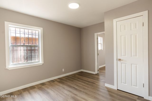 1051 SAINT JOHNS Drive, El Paso, TX 79903