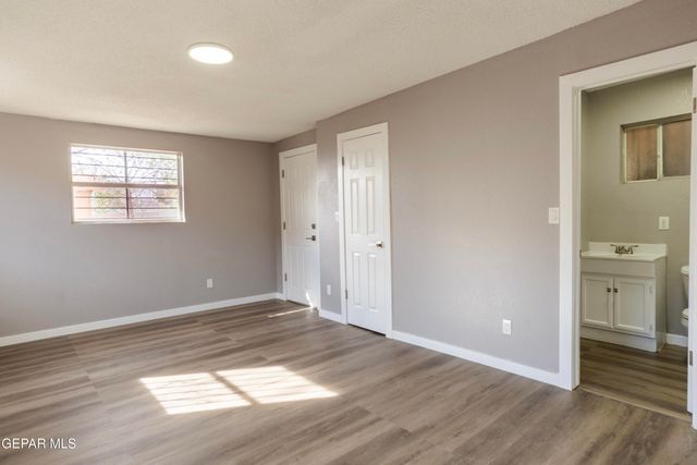 1051 SAINT JOHNS Drive, El Paso, TX 79903