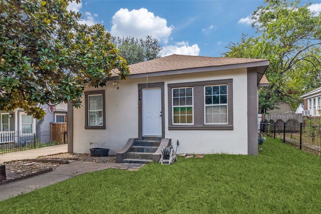 729 S Waverly Drive, Dallas, TX 75208