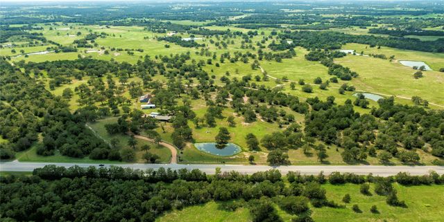 2542 Hwy 77, Giddings, TX 78942
