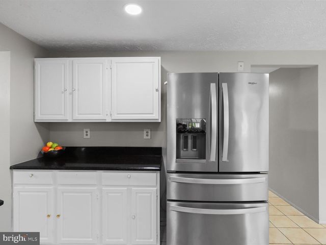 8463 MONARCH CT, Annandale, VA 22003
