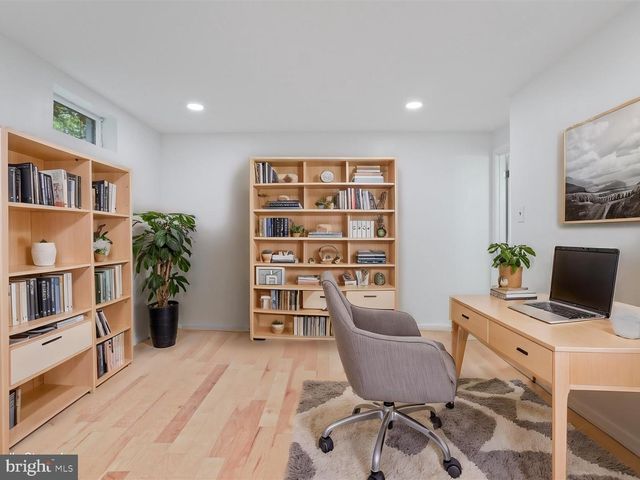 8463 MONARCH CT, Annandale, VA 22003