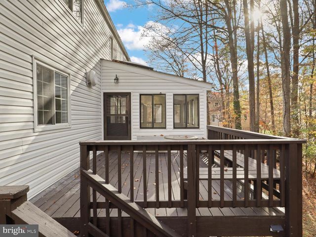 8463 MONARCH CT, Annandale, VA 22003
