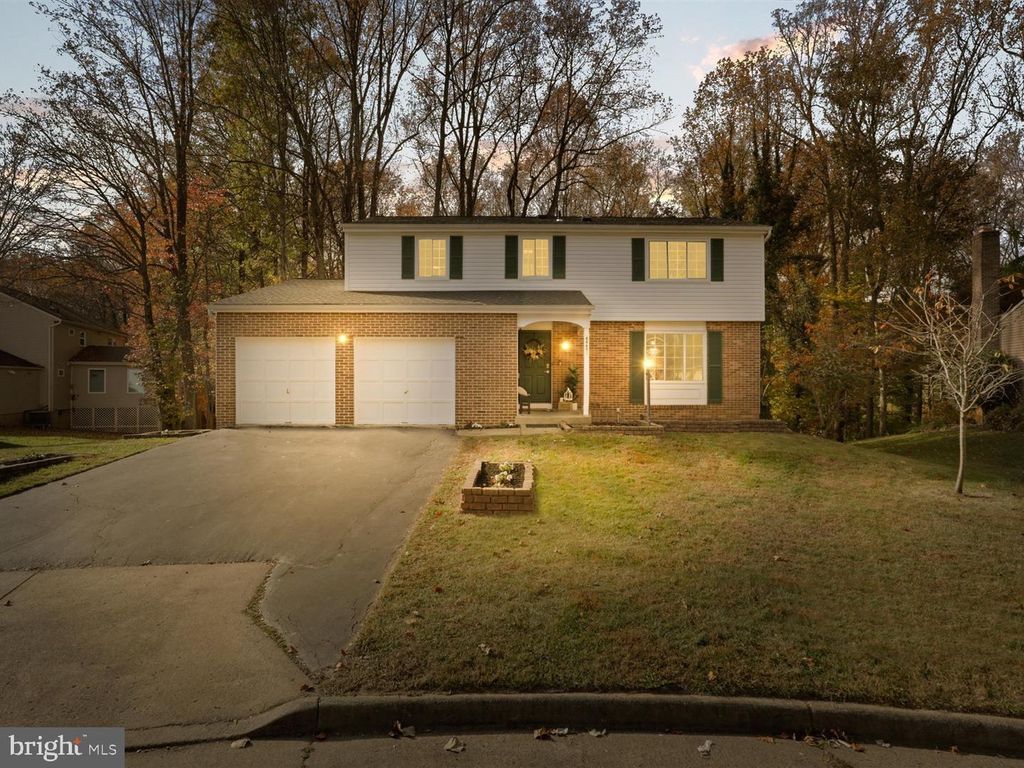 8463 MONARCH CT, Annandale, VA 22003
