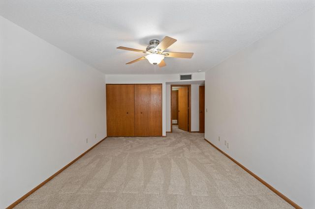 7200 Cahill Road 100, Edina, MN 55439