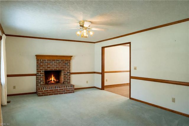 2847 Decatur DR, Hayes, VA 23072