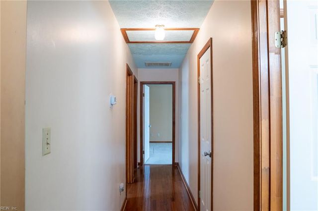 2847 Decatur DR, Hayes, VA 23072