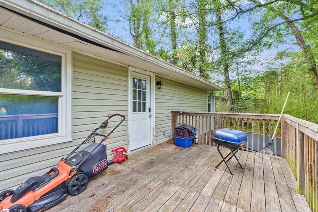 104 Carolyn Drive, Spartanburg, SC 29306