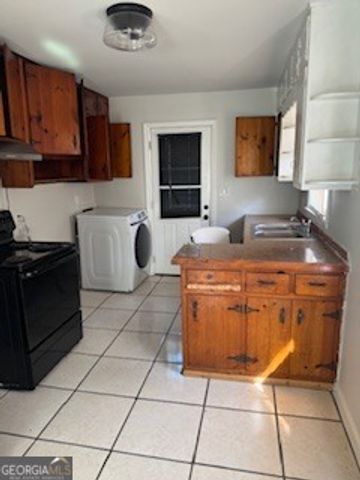 4226 Oakview Drive, Forest Park, GA 30297