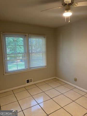 4226 Oakview Drive, Forest Park, GA 30297