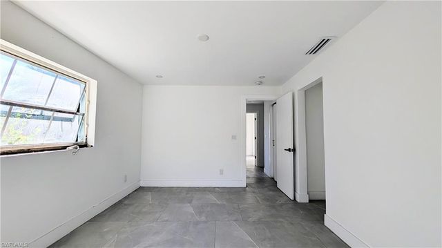 5279 Stratford CT, Cape Coral, FL 33904