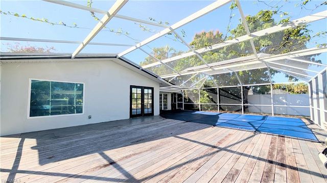 5279 Stratford CT, Cape Coral, FL 33904