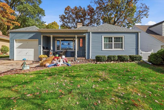 328 N 115th STREET, Wauwatosa, WI 53226