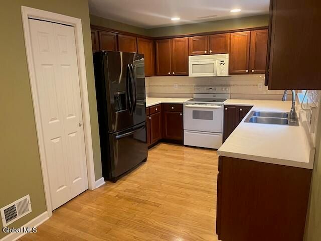 33 Morning Glory Way, Rotterdam, NY 12303