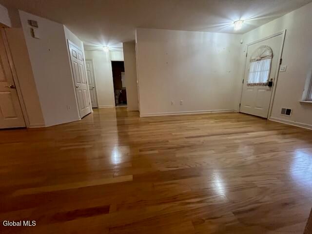 33 Morning Glory Way, Rotterdam, NY 12303