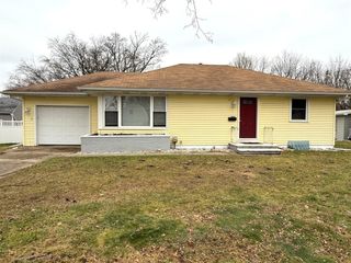 2415 Parchmount Avenue, Kalamazoo, MI 49004
