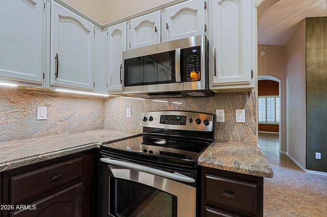 3705 N HOGAN Drive, Goodyear, AZ 85395