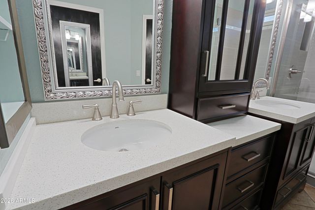 3705 N HOGAN Drive, Goodyear, AZ 85395