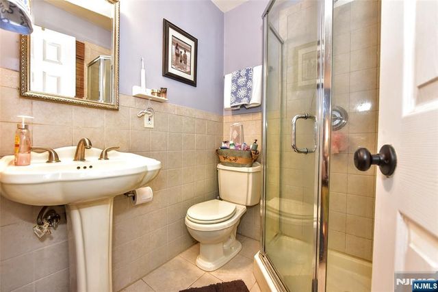 143 Nottingham Road, Ramsey, NJ 07446