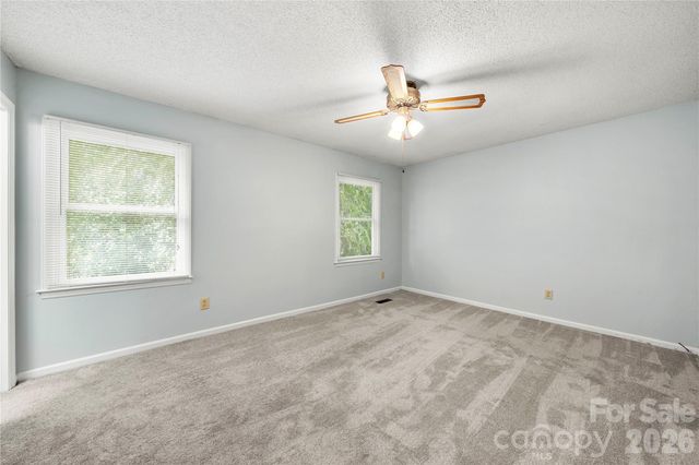 628 Bellows Lane, Charlotte, NC 28270