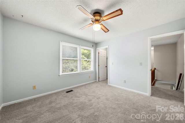 628 Bellows Lane, Charlotte, NC 28270