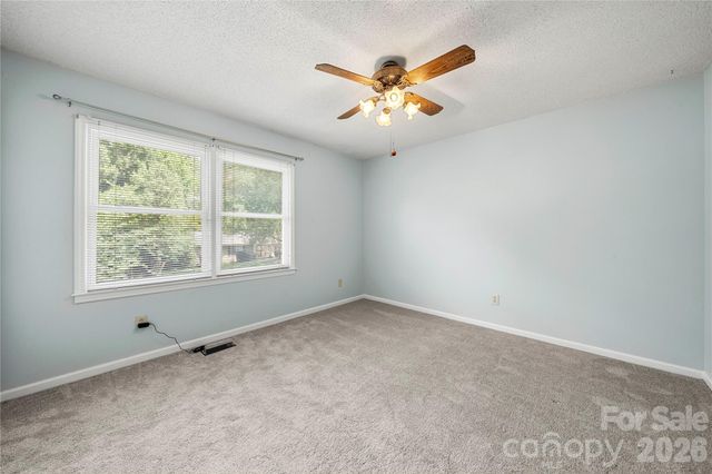 628 Bellows Lane, Charlotte, NC 28270