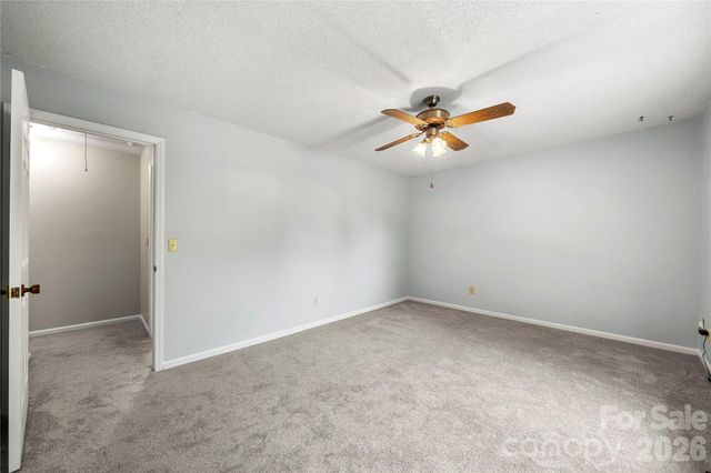 628 Bellows Lane, Charlotte, NC 28270
