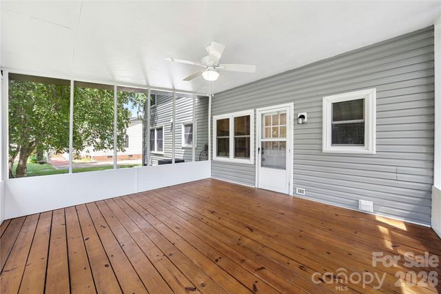 628 Bellows Lane, Charlotte, NC 28270